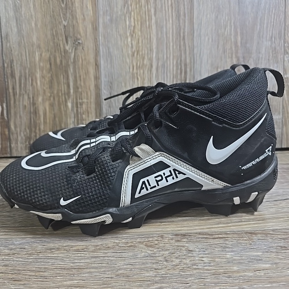 Nike Cleats Men 8 Black White Alpha Menace 3 Shark Football CV0582-001 Flaw - Picture 2 of 12